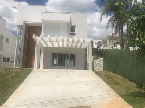 Casa com 3 quartos na Avenida Senador Salgado Filho, .